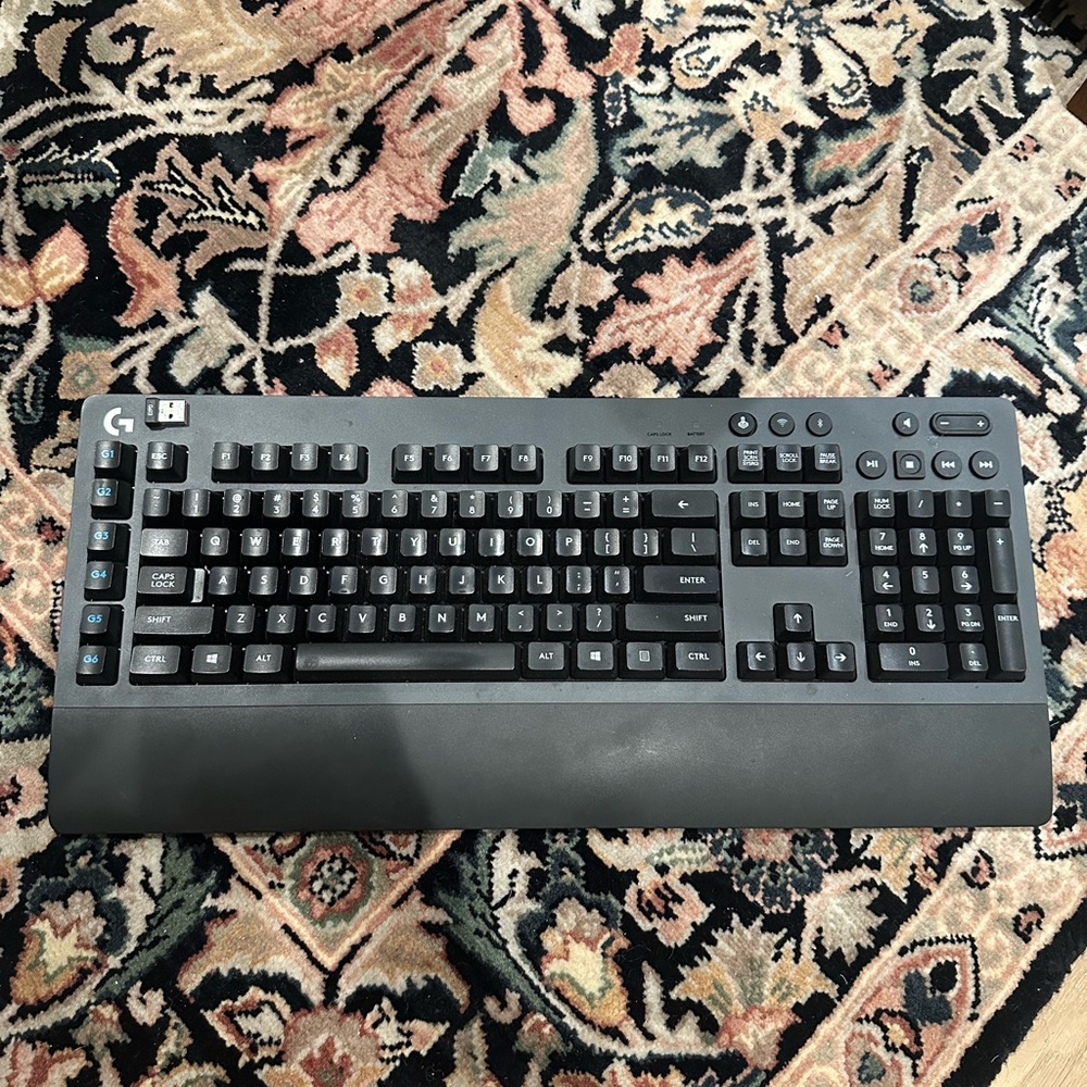 Logitech Wireless Gaming Mechanical Keyboard G613